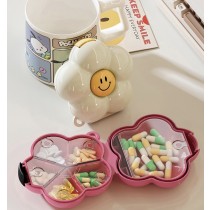 小花朵微笑可愛藥盒/飾品盒 一個150  顏色：白/粉/桃